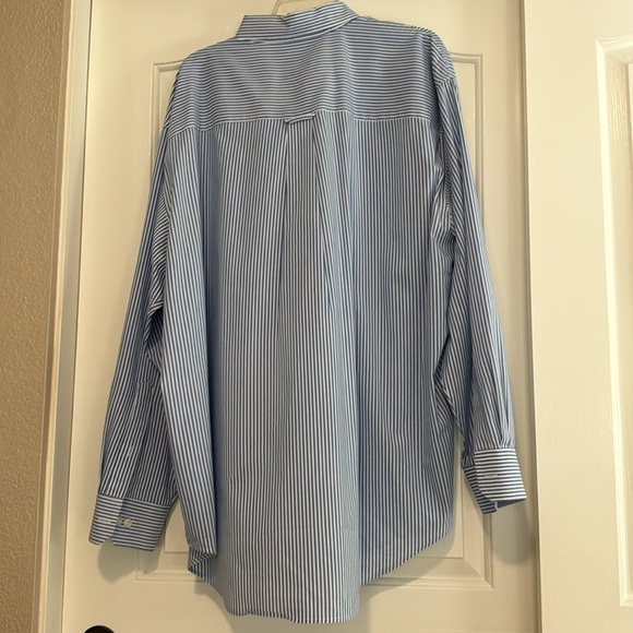 Men’s L/S Izod Button Down shirt. Punk logo. Size 2XL. Like new. Smoke free home - Picture 6 of 9